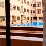 Homeperial Premium Studio With Pool & Balcony