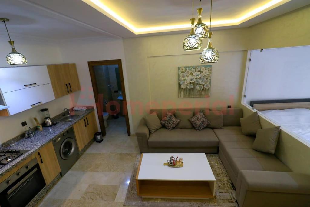 Homeperial Premium Studio With Pool & Balcony Appartement *