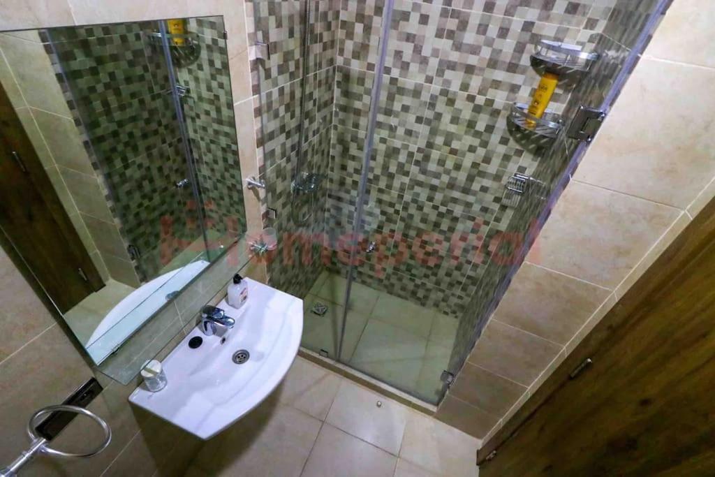 Appartement Homeperial Premium Studio With Pool & Balcony *